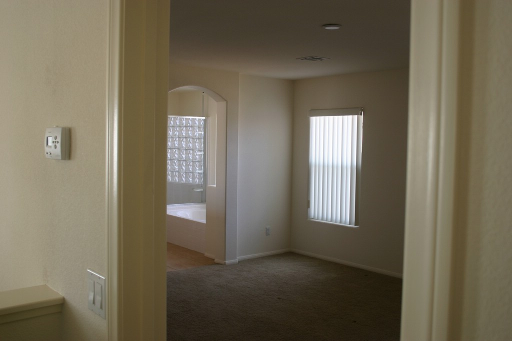 house4-1.jpg